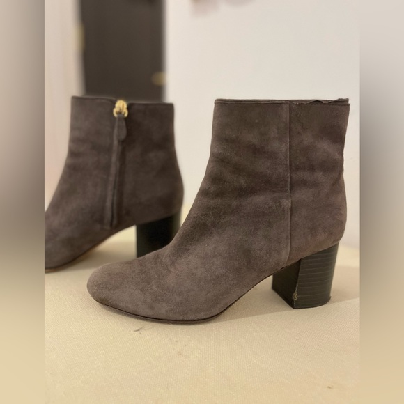 Diane Von Furstenberg Chocolate Brown a suede ankle boots - Picture 3 of 9